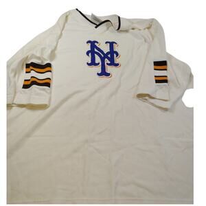 New York Mets Men's White Embroidered Logo T-Shirt - XL